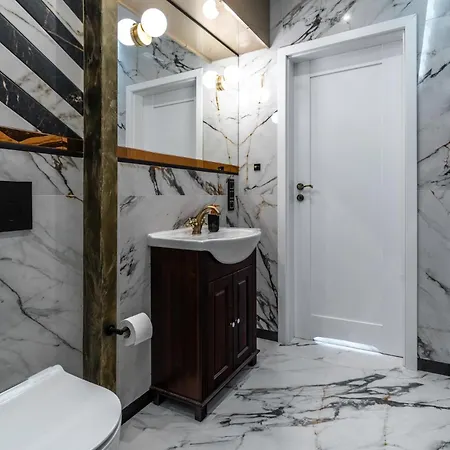 Mye Apartments - Verona Wlokiennicza Lodž Exteriér fotografie